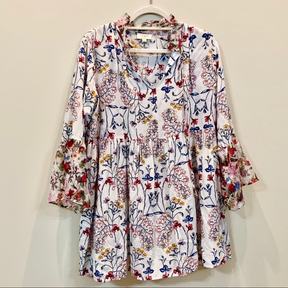 Umgee White, Floral, Tiered Tunic - Large